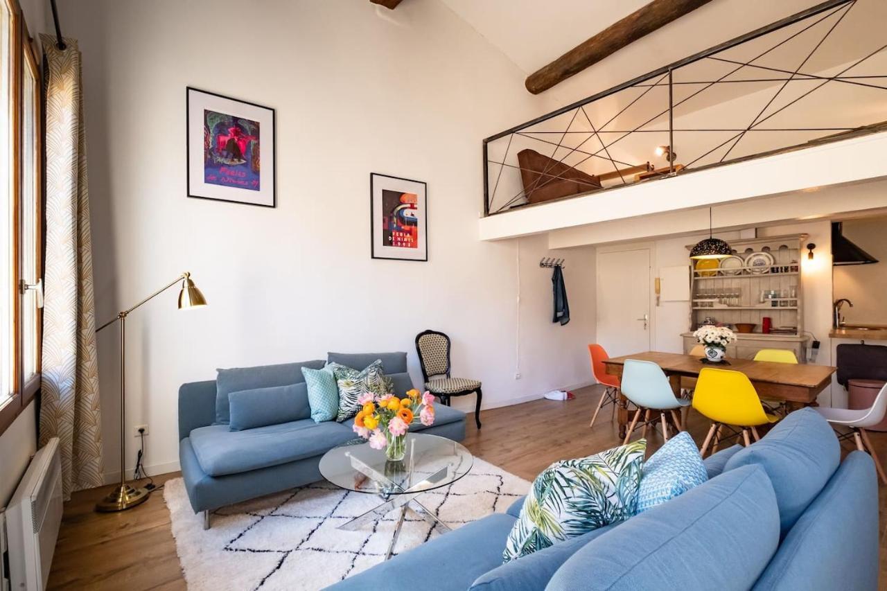 Sunny, Breezy Gem In The Centre Of The Old Appartement Arles